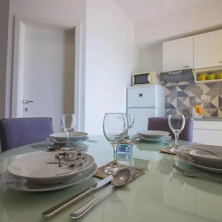 Apartmani Marticic *